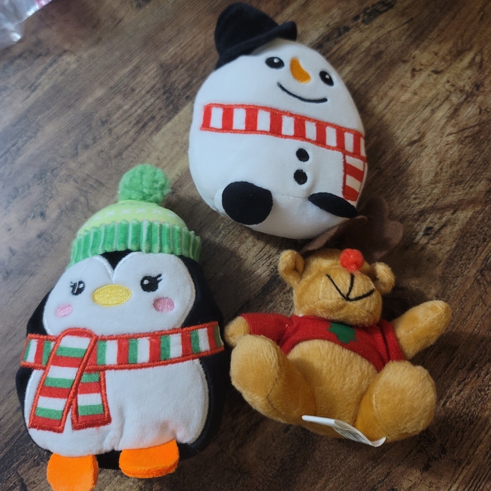 3 Christmas Plushies